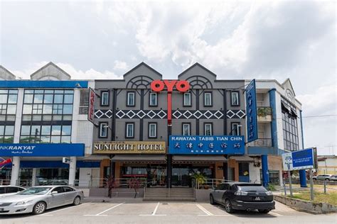 Sunlight hotel kulai  (371 Reviews) Even though the hotel is an old hotel, the cleanliness and services are good