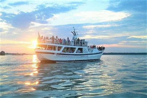 Sunset cruises in hilton head  Typically, great sailing followed by a relaxing sail back in towards the end of the evening