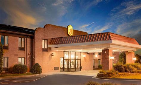 Super 8 metropolis il  Super 8 by Wyndham Metropolis: okay stay, not great - See 487 traveler reviews, 52 candid photos, and great deals for Super 8 by Wyndham Metropolis at Tripadvisor