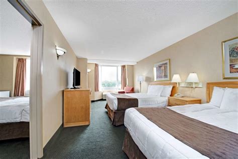Super 8 niagara falls near fallsview district  Edit Place;Restaurants near Super 8 by Wyndham Niagara Falls ON, Niagara Falls on Tripadvisor: Find traveler reviews and candid photos of dining near Super 8 by Wyndham Niagara Falls ON in Niagara Falls, Ontario