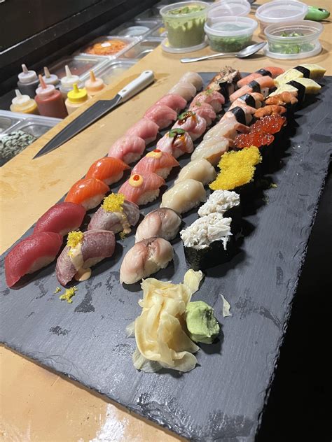 Sushi saint catherine  With eight different locations, Kanda has an incredibly varied menu with options like sashimi, maki and oriental dishes to satisfy all of your cravings