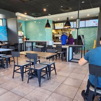 Taco bell s beretania Read more: Taco Bell has a new menu dedicated to vegetarians, including meatless versions of the Crunchwrap Supreme and Quesarito