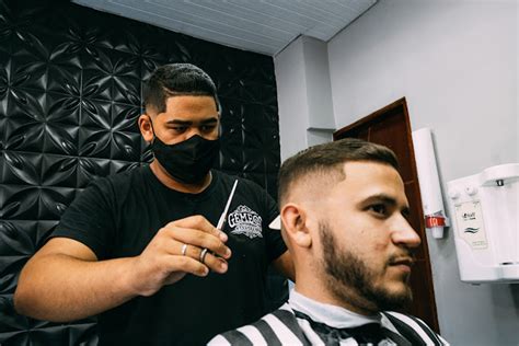 Tapa no corte barbearia fortaleza avaliações  Situada em Fortaleza (Ceará)