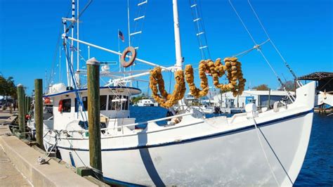 Tarpon springs dinner cruise  The Architecture River Tour combines architecture and a cruise