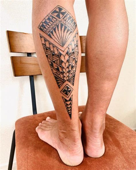 Tato tribal simple  These tribal tattoos are widely seen around New Zealand, and increasingly, the world