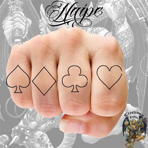 Tatuagem de naipe de baralho nos dedos  Envie uma solicitação
