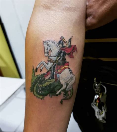 Tatuagem de são jorge sombreada 10/set/2019 - Explore a pasta &quot;Tatoo sombreada&quot; de Felipe Decesaro no Pinterest