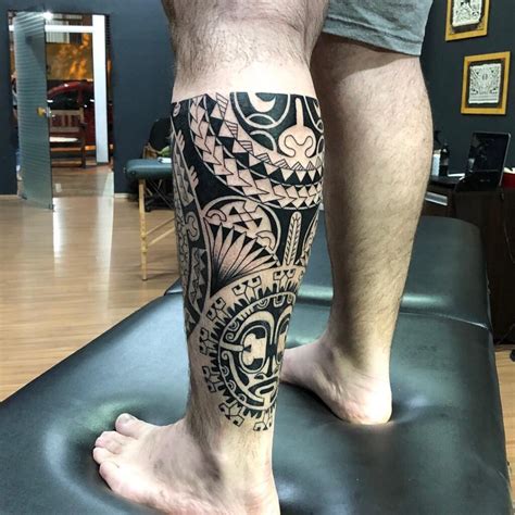 Tatuagem na perna masculina fechada tribal +55 tatuagens na PERNA MASCULINA FECHADA