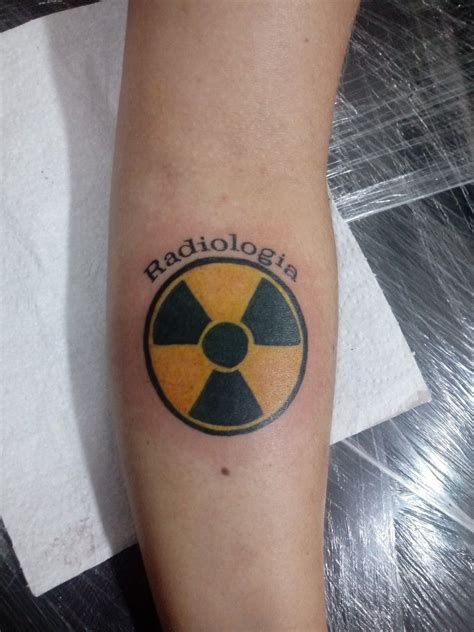 Tatuagem radiologia masculina  Tatuagem De Lobo No Braço