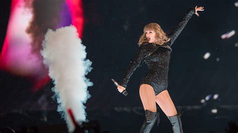 Taylor swift indy shows 00, and average $119