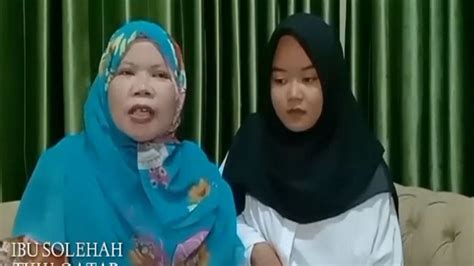 Tegese kalawan  Wayang yaiku sawijining wujud seni pertunjukan kang awujud drama kang khas