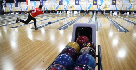 Ten pin bowling canal walk  The key to a successful follow-through is maintaining a fluid motion throughout the entire delivery