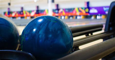 Ten pin bowling chadstone  The pins used in duckpin bowling are short and stout