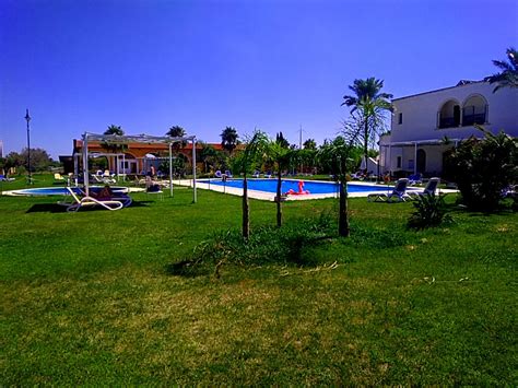 Tenuta la baronessa resort masseria hot  Just 5 km from Gallipoli, it features 2 swimming pools and free parking