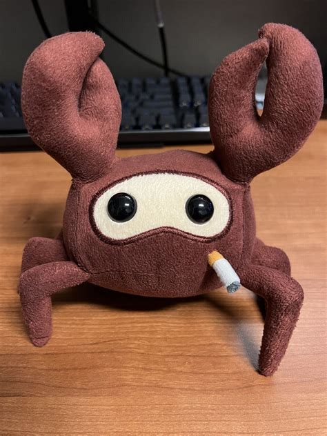 Tf2 spycrab plush with code  Colonel Barrage