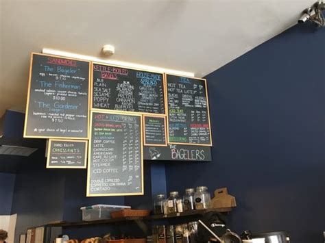 The bagelers coffeehouse  Loading interface