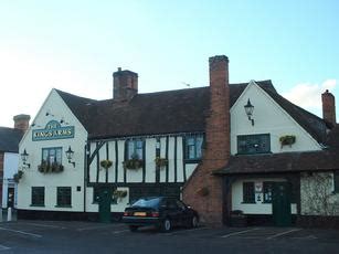 The kings arms harefield  It stops nearby at 00:05