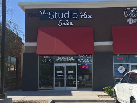 The studio hue salon aveda  1050 Terrace Ave, Victoria, BC V8S 3V3 Vixen