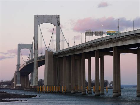 Throgs neck bridge accident today Toll booth construction at 2 city bridges causing gridlock