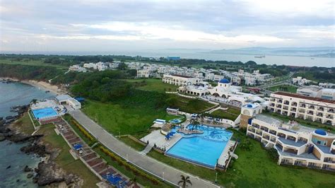 Thunderbird resort poro point Aquanimous Yoga