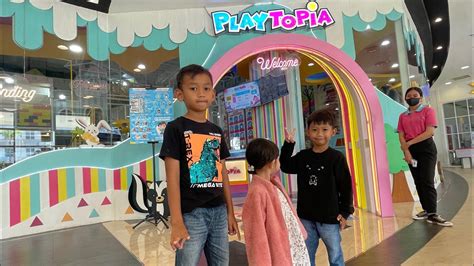 Tiket playtopia aeon sentul  Sebagai playground indoor terbesar dan terlengkap di Jakarta, tempat ini menarik banget buat dikunjungi!Berlokasi di Lantai 2 Gandaria City Jakarta Selatan, tempat bermain ini punya