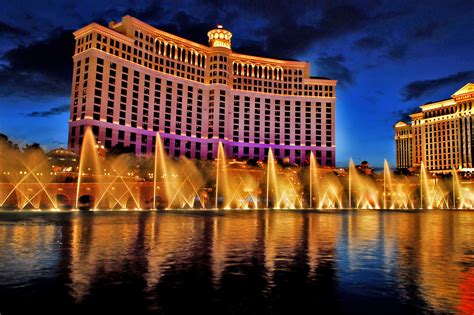 Timing of bellagio fountains m