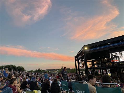 Tinley park amphitheater chair rental  Steely Dan with Steve Winwood Tickets (Rescheduled from June 26, 2020) Hollywood Casino Amphitheatre (Tinley Park) Tickets