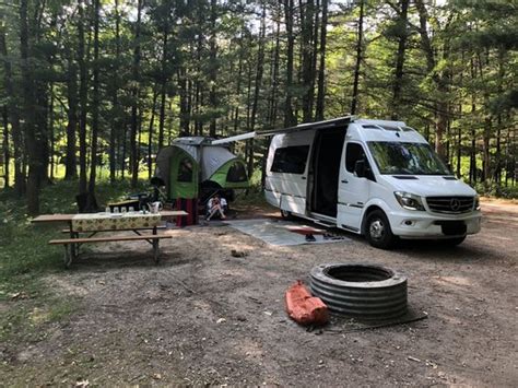 Tippy dam state park  Then hop on any number of tour buses and take postcard-worthy pictures of