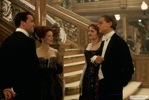 Titanic 1997 mozicsillag A szépség és a szörnyeteg (eredeti cím: Beauty and the Beast) egy 2017 -ben bemutatott egész estés amerikai romantikus fantasyfilm, amelyet Bill Condon rendezett, és a Walt Disney Pictures készített
