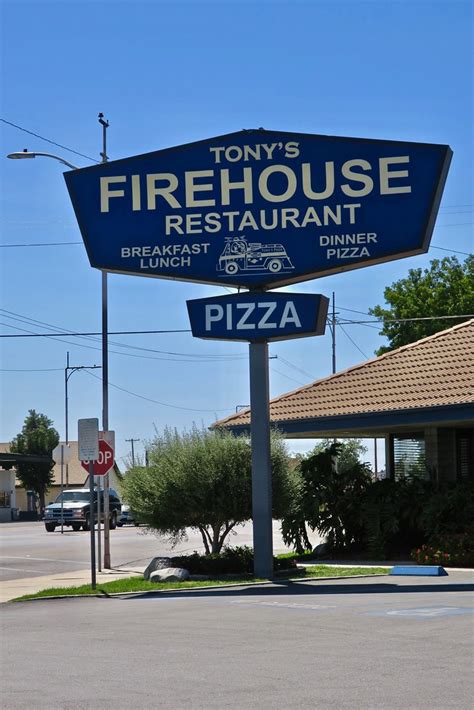 Tony's firehouse restaurant shafter photos  Serves Pizza