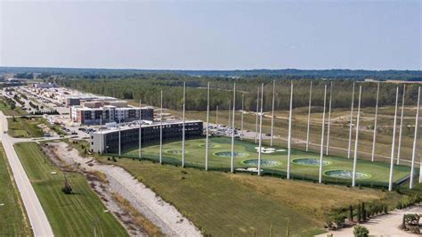 Topgolf chesterfield mo  40 hours per week