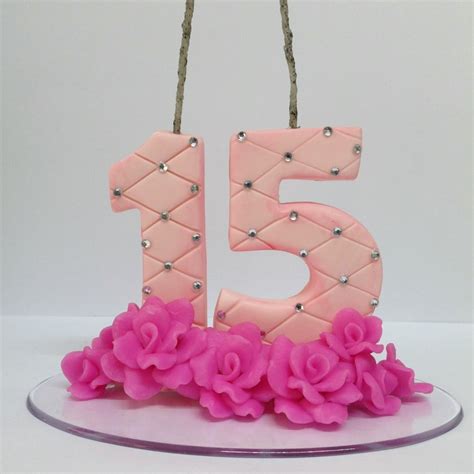 Topo de bolo quinze anos biscuit Lindos topos de bolo Minions para imprimir em casa e decorar seu bolo