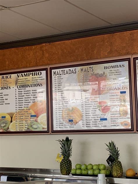 Tortas y jugos caribe menu  Añade una foto