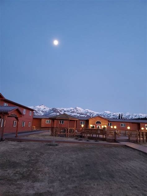 Totem inn healy ak " Mile 248