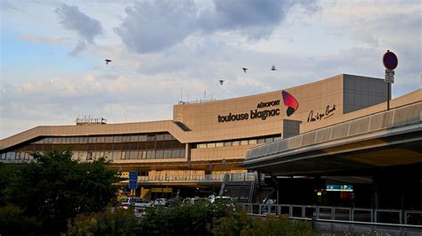 Toulouse aéroport taxi  London, UK