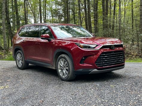 2024 Toyota Grand Highlander is big, brawny and priced right