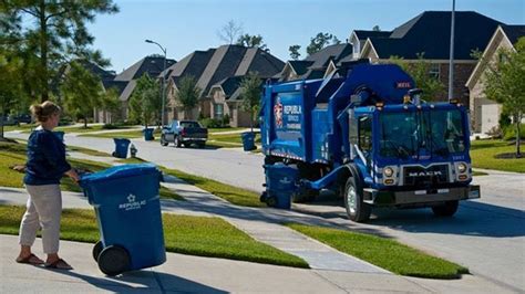 Trash haulers bradley il  GET IN TOUCH click here Need A Local Trash Hauler in Olney, Illinois? When you need a local Olney trash hauling company, contact Bro’s Hauling