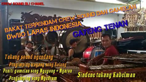 Tukang nabuh gamelan diarani  c