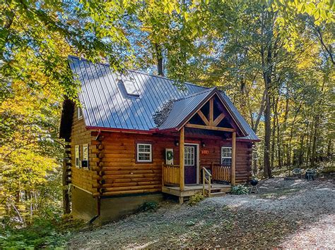 Tunica hills cabin rentals  Yet another enjoyable way to take in the scenery of the Tunica Hills is on horseback, and Cross Creek Stables (225-655-4233) offers gaited horses for three-hour morning or afternoon rides; advance reservations are a must for rides along the sunken roadbed of the historic Old Tunica Road or on trails in the wildlife management area