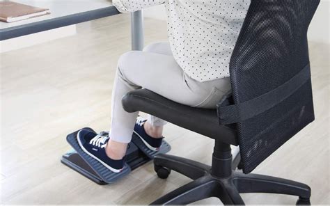 PACEARTH Foot Rest Under Desk, Larger Size Desk Footrest (17x13x4 inch
