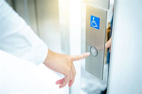 Une en 81-70 Buy EN 81-70:2021 Safety rules for the construction and installation of lifts - Particular applications for passenger and goods passenger lift - Part 70: Accessibility to lifts for persons including persons with disability from SAI GlobalUNE-EN 81-70: Reglas de seguridad para la construcción e instalación de ascensores
