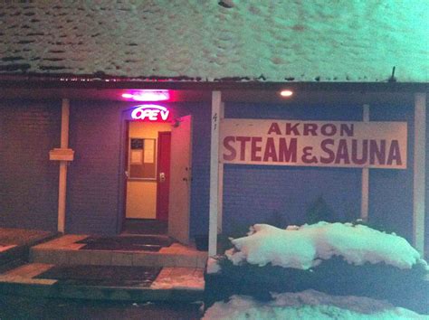 Usa thread akron stripclubs  Drink Cost: 3 Cover Day: 0 Cover Night: 5Best Gentlemans Club in Akron