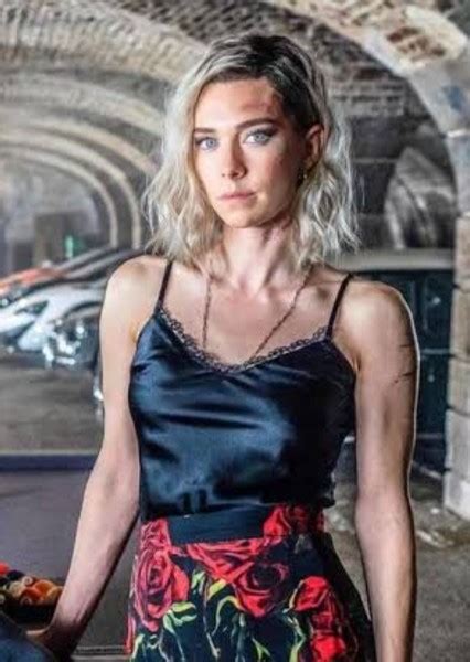 Vanessa kirby aznude  Madeleine