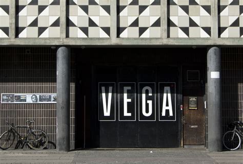 Vega house of music københavn <b>sreknird dezilivic fo lluf efaC eciN :cisuM fo esuoH - AGEV </b>