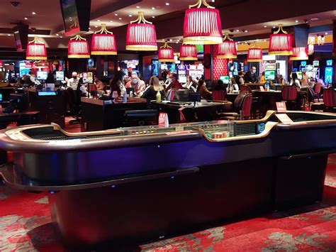 Vegas craps table minimums  Casino: The Main Street Station has one of the smallest casinos in Downtown Las Vegas