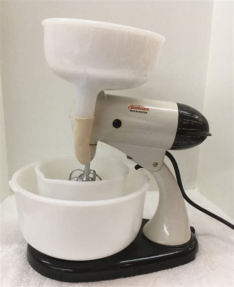 Oster 3170 hand mixer for 220 volts