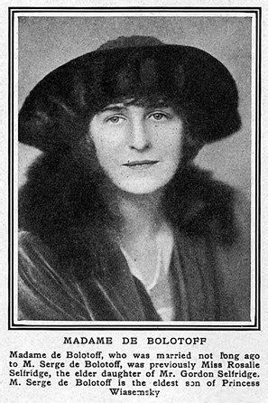 Violette selfridge  (11 January 1858 – 8 May 1947) [1] [3] was an American retail magnate who founded the London -based department store Selfridges