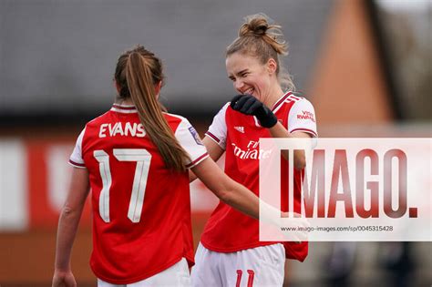 Vivianne miedema and lisa evans engaged 