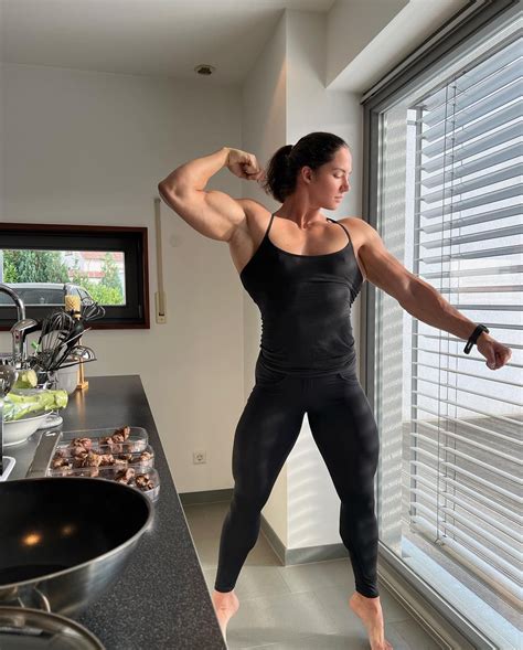 Vladislava galagan 18+  36K subscribers in the girlswithbigmuscles community