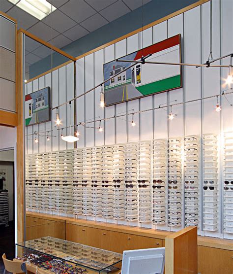 Voorthuis opticians  699 Water St
